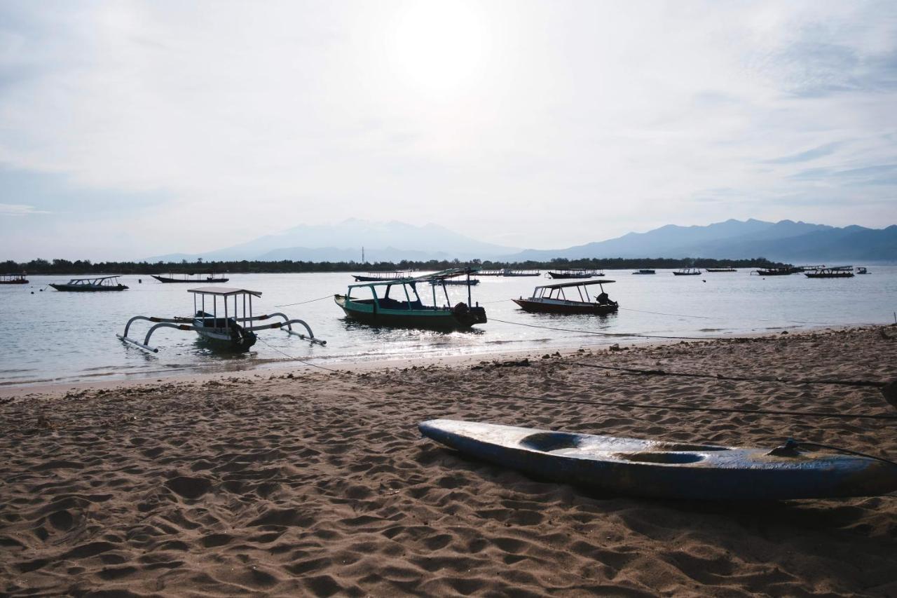 Koi Gili Guest House Гілі-Траванган Екстер'єр фото